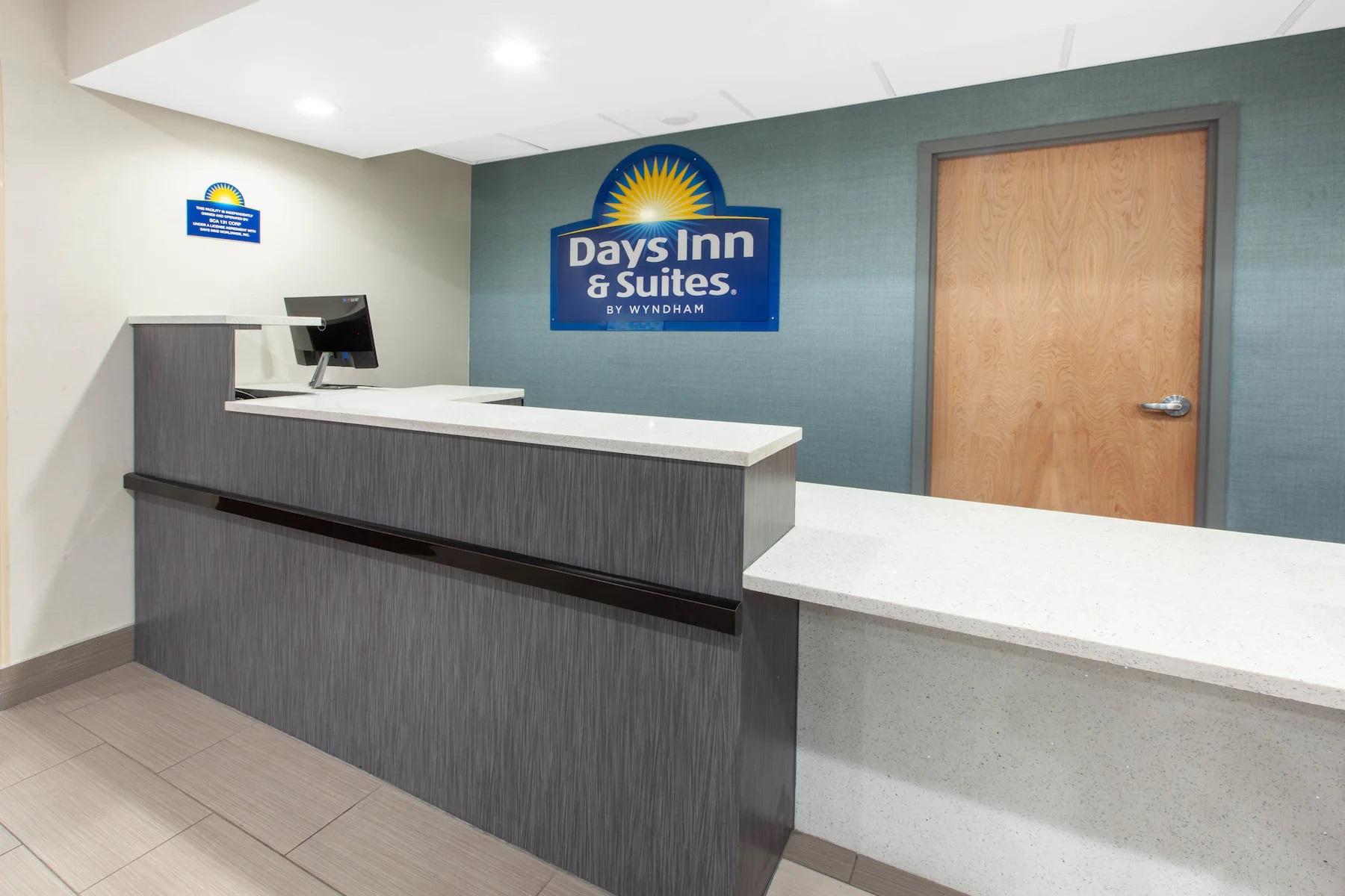 Days Inn & Suites By Wyndham Grand Rapids Near Downtown Wyoming Eksteriør bilde